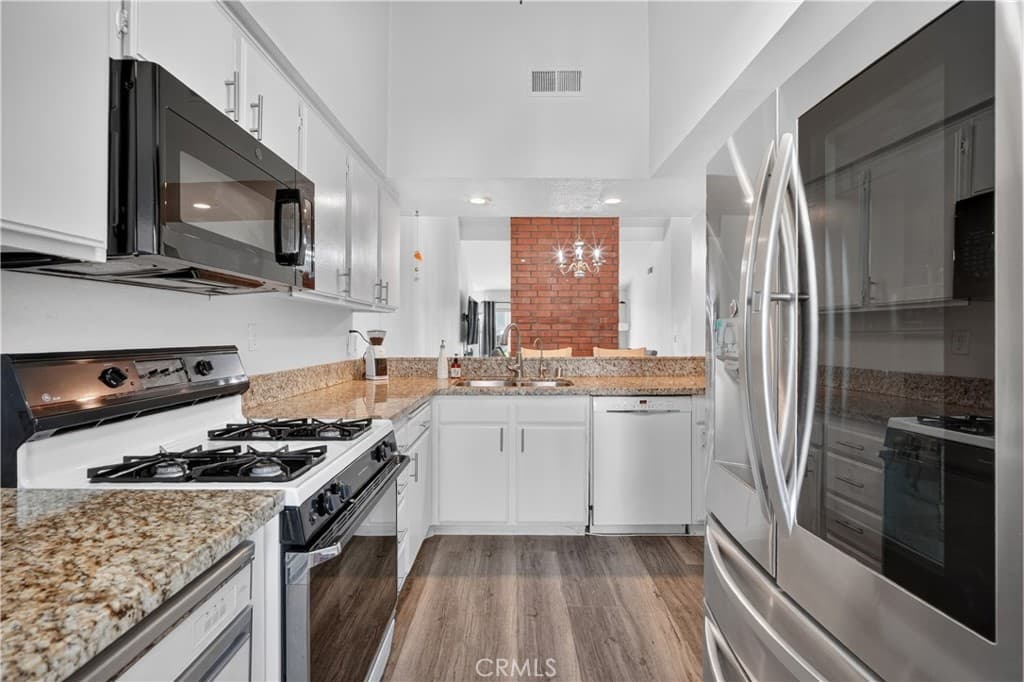 Condo at 1616 Aspen Village, West Covina — photo 11 of 12