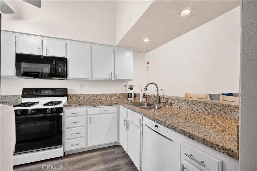 Condo at 1616 Aspen Village, West Covina — photo 12 of 12