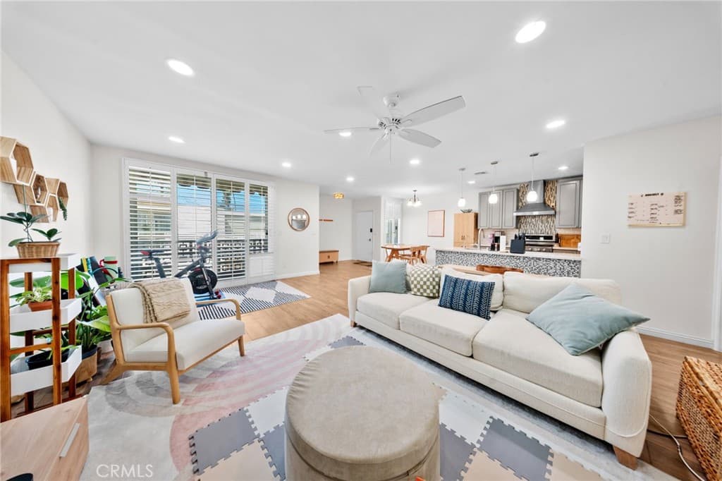 Condo at 1200 W Huntington Drive 19, Arcadia — photo 5 of 12