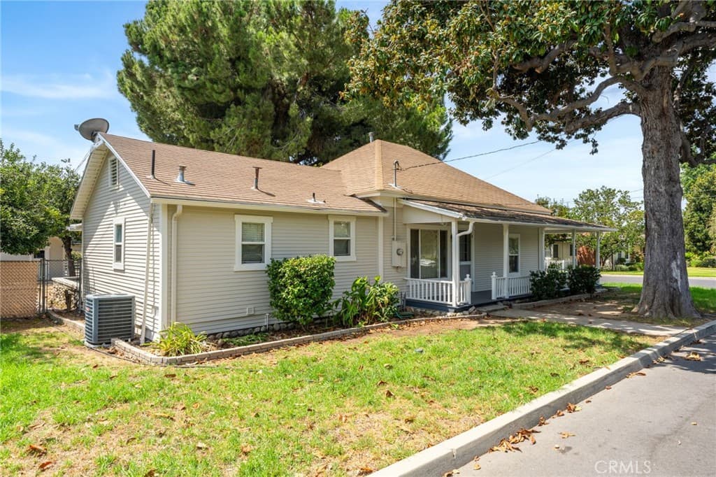 Home at 2450 I, La Verne — photo 12 of 12