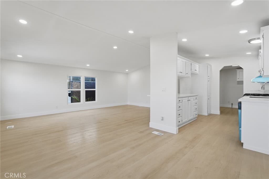 Home at 3530 Damien 141, La Verne — photo 8 of 12