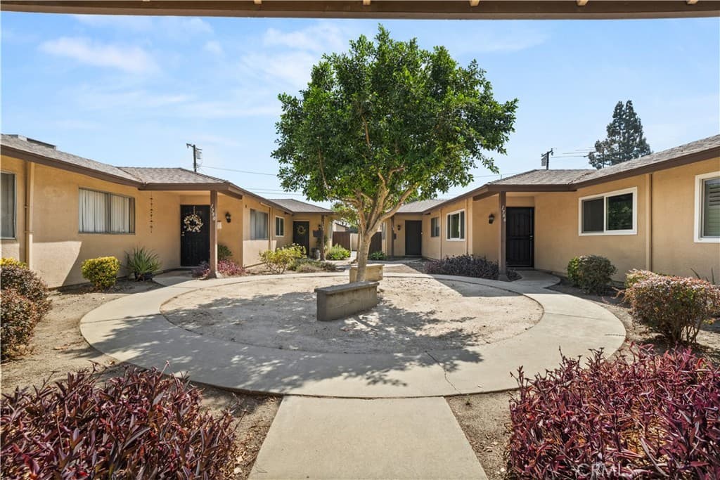 Condo at 1766 Benedict Way, Pomona — photo 4 of 12