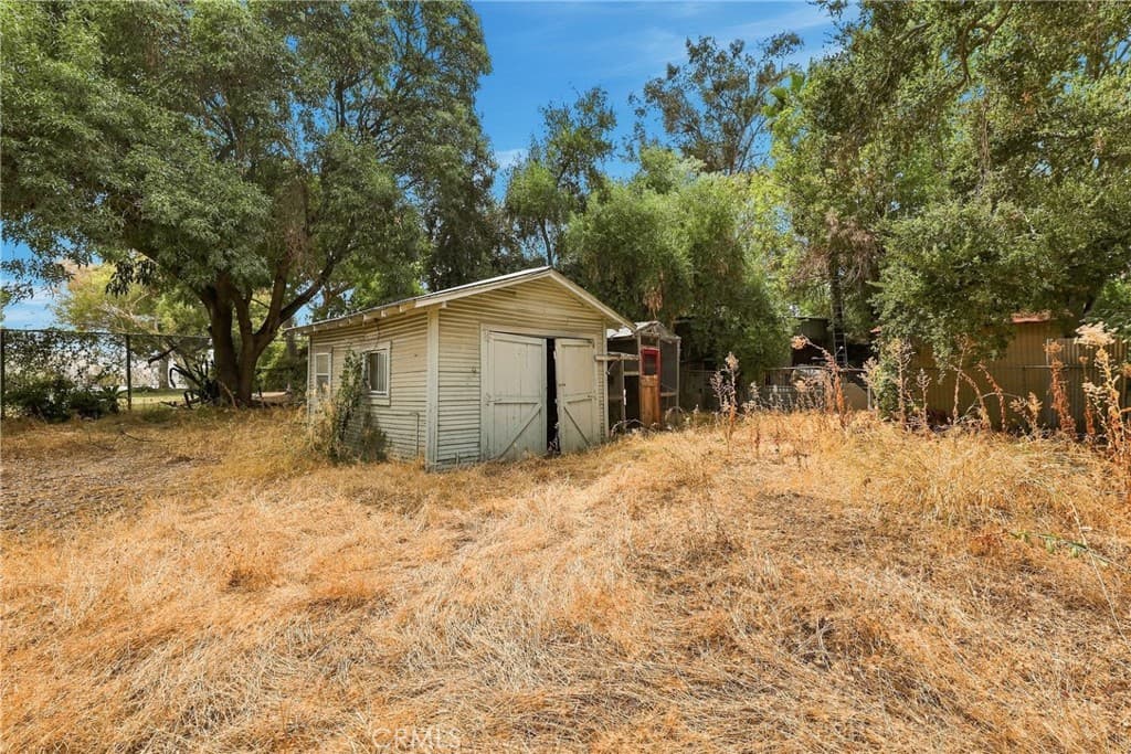 Home at 1436 3rd Street, La Verne — photo 10 of 12