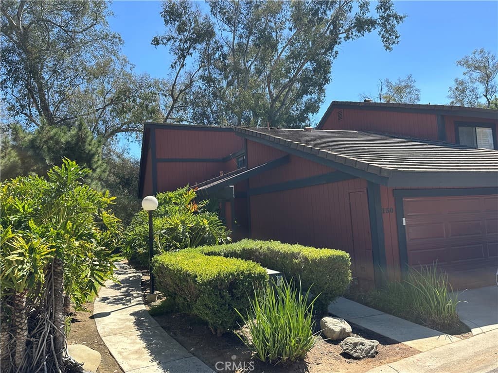 Townhouse at 130 E Via Vaquero, San Dimas — photo 1 of 12