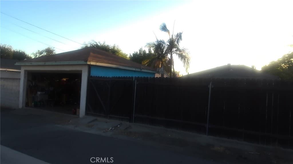 Home at 5028 Wimmer, Baldwin Park — photo 8 of 11