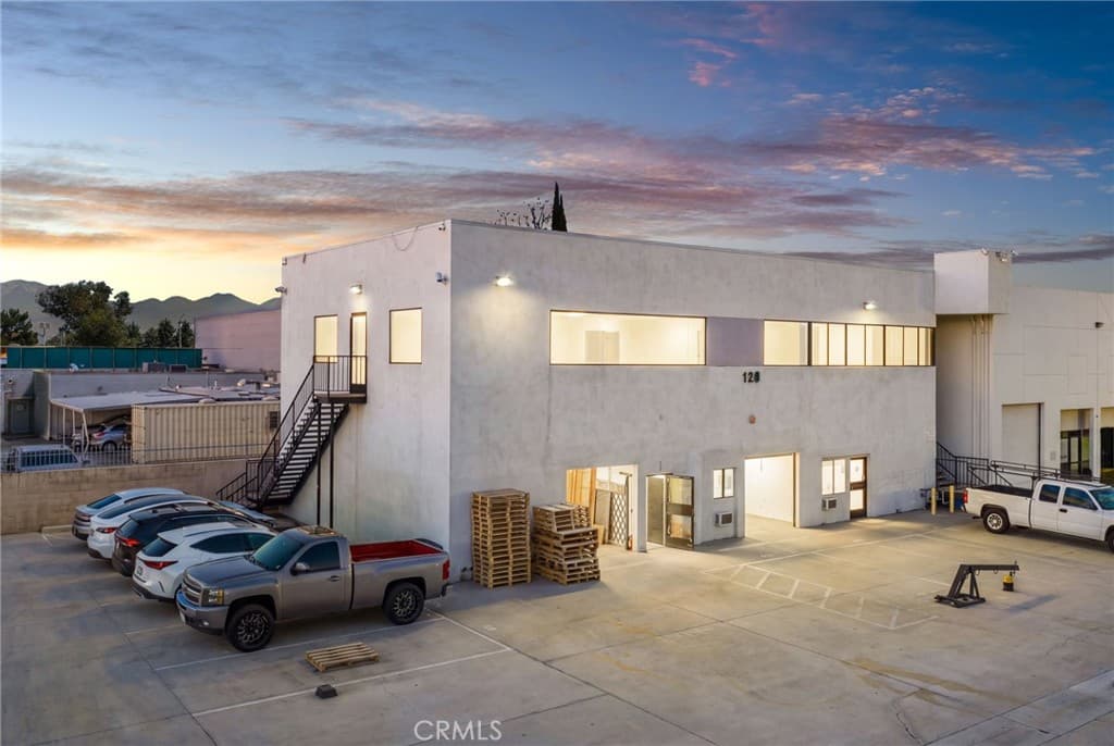 Commercial at 129 S 8th, La Puente — photo 2 of 12