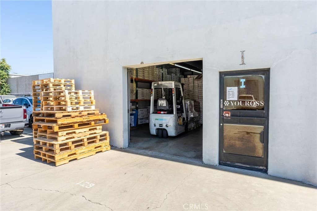 Commercial at 129 S 8th, La Puente — photo 12 of 12