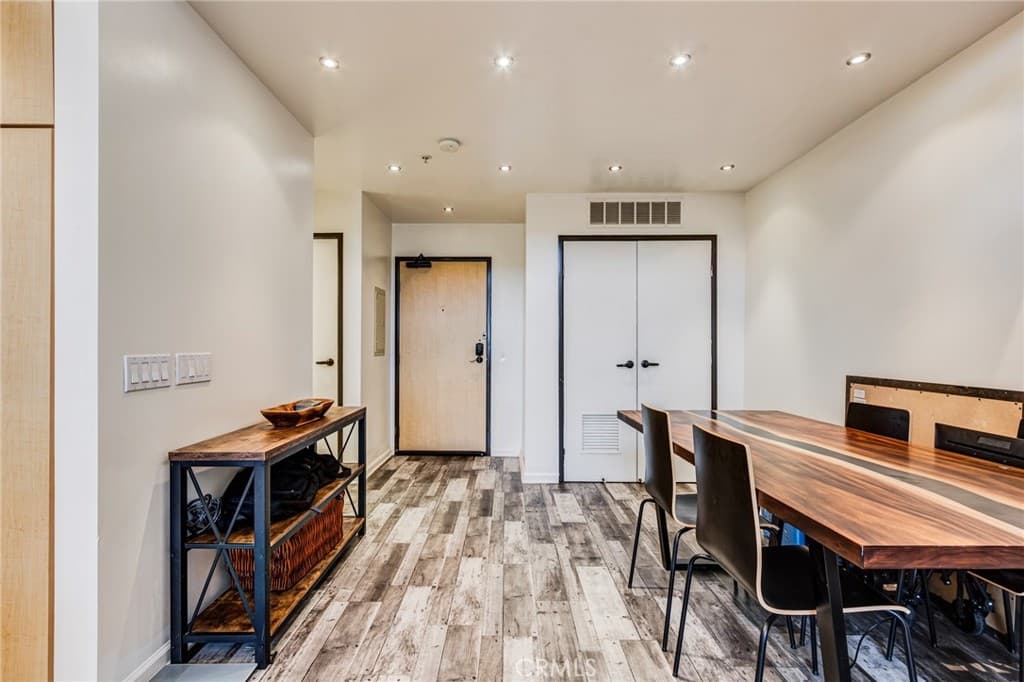 Condo at 101 W Mission 327, Pomona — photo 4 of 12