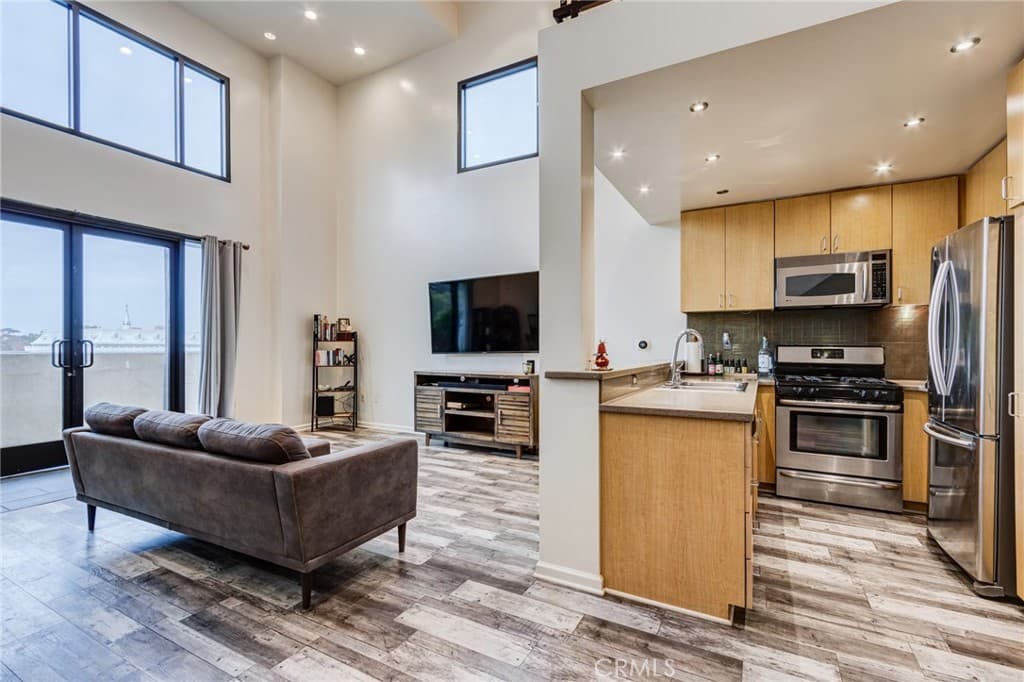 Condo at 101 W Mission 327, Pomona — photo 8 of 12
