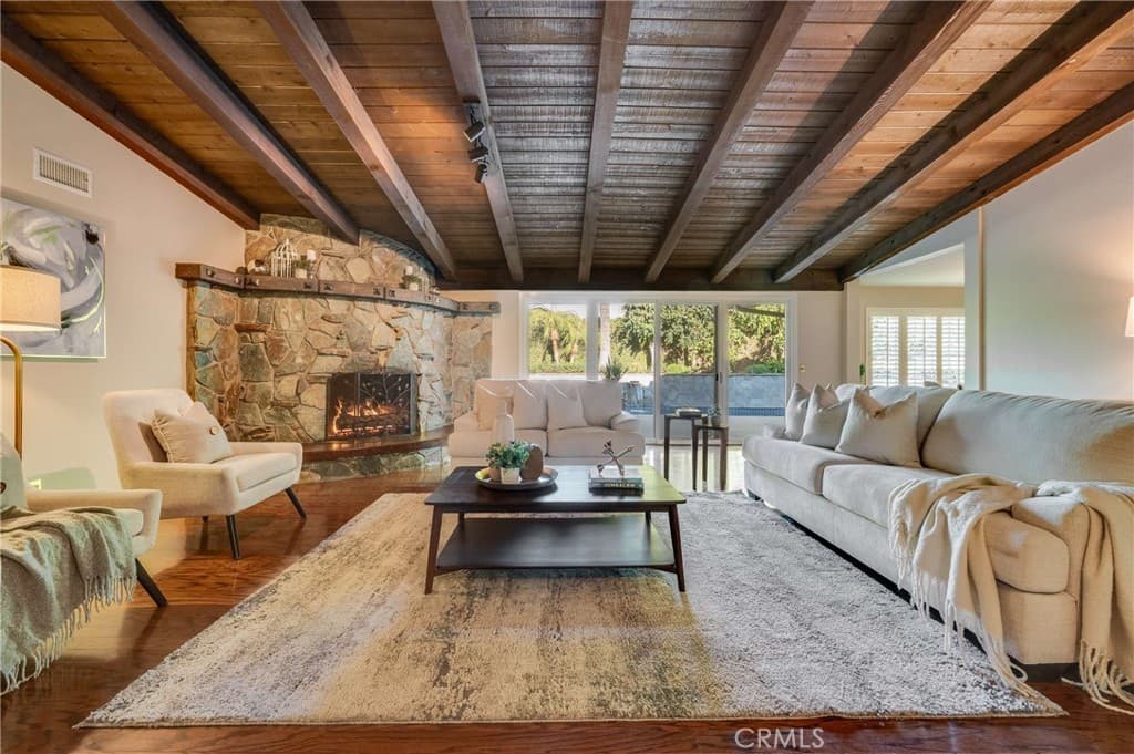 Home at 134 Whispering Oaks, Glendora — photo 8 of 12