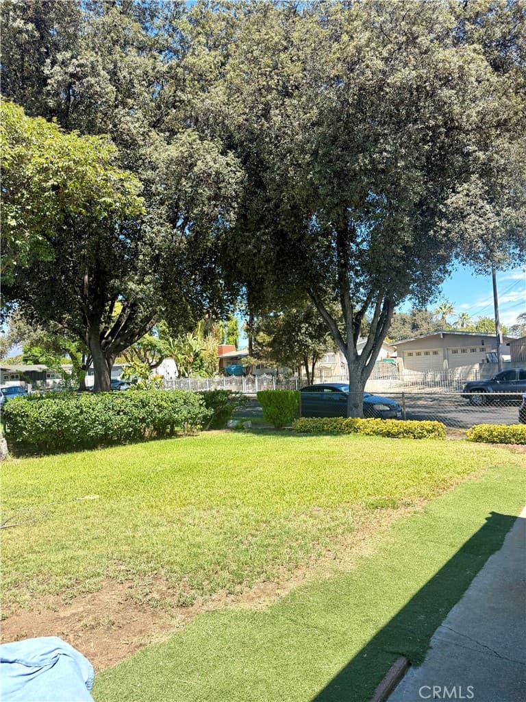 Home at 1245 Ross, Pomona — photo 3 of 12