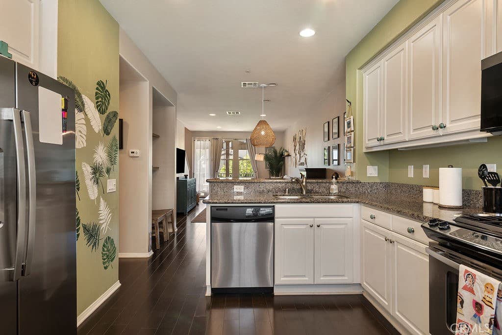 Condo at 821 E Cassia E, Azusa — photo 12 of 12