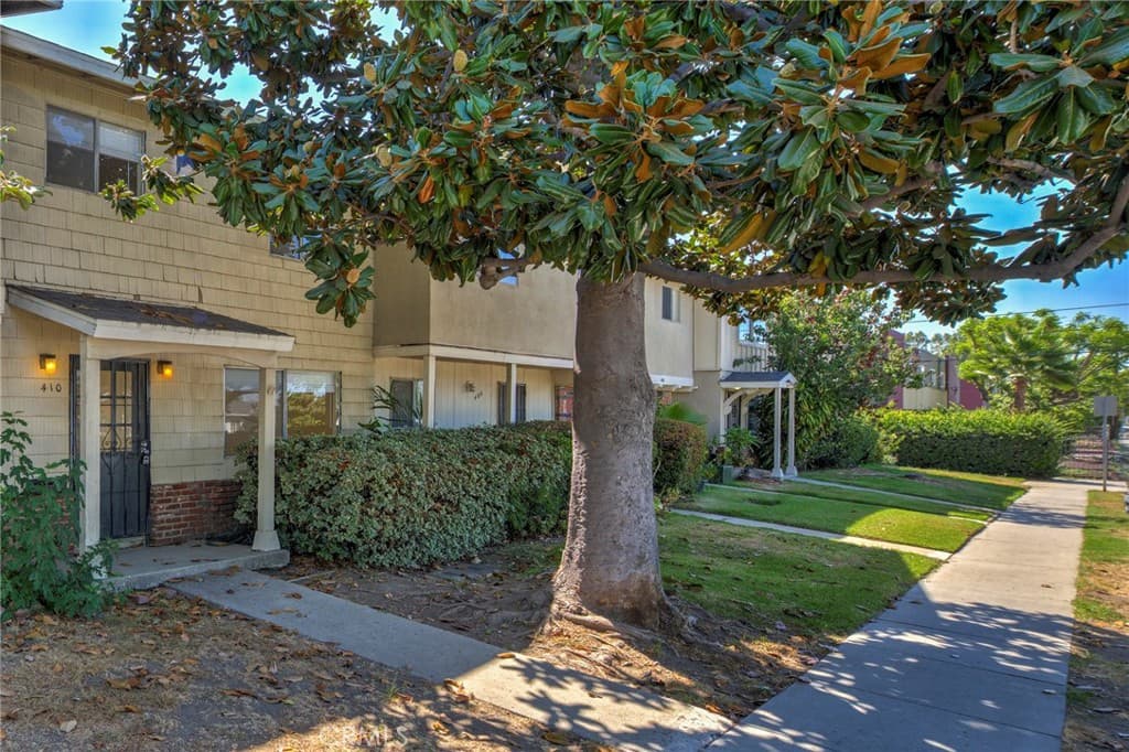 Condo at 410 N Cerritos, Azusa — photo 3 of 12
