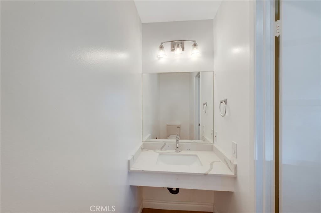 Condo at 410 N Cerritos, Azusa — photo 5 of 12