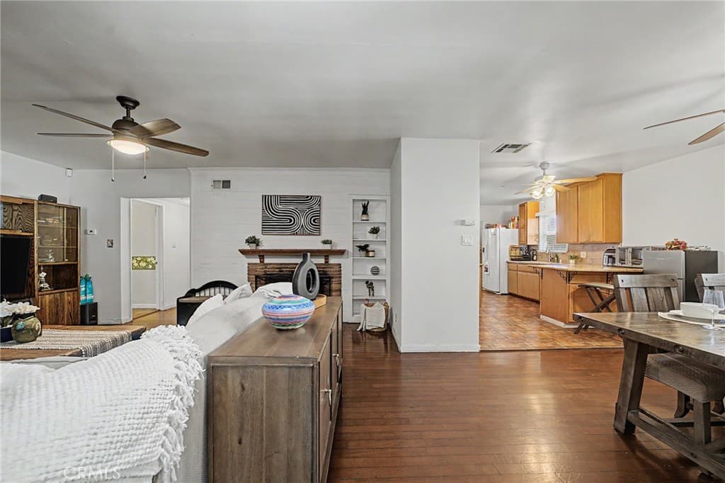 Home at 621 E Cypress Avenue, Glendora — photo 8 of 12