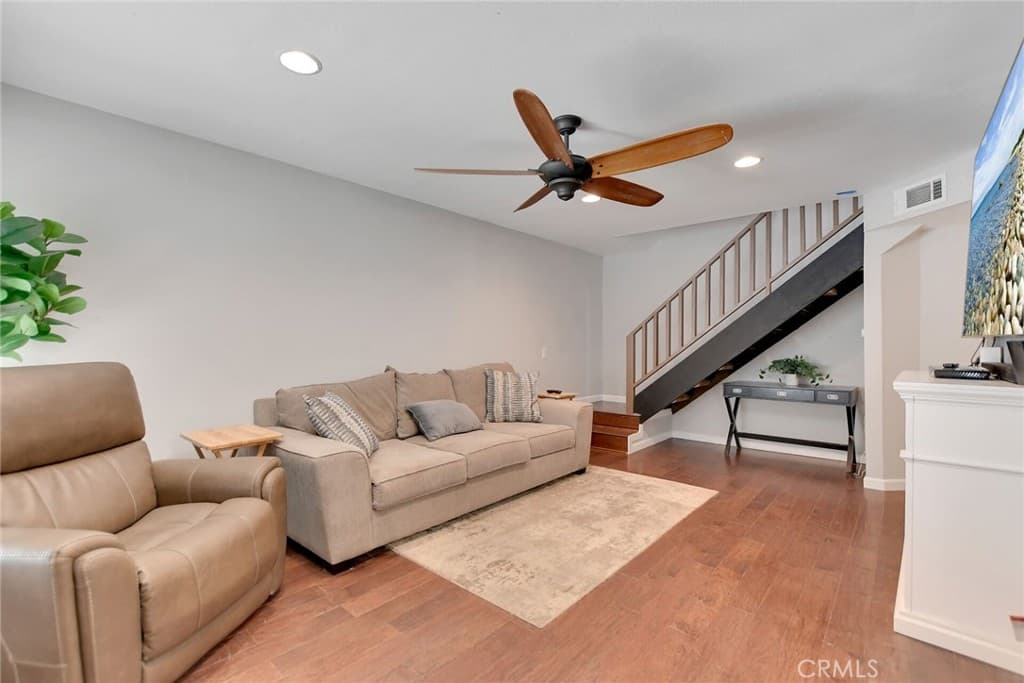 Townhouse at 878 W 13th, Azusa — photo 8 of 12