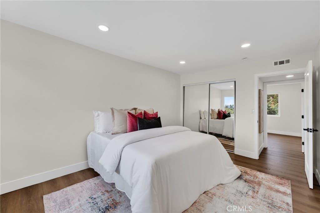 Home at 751 N Grand, Glendora — photo 10 of 12