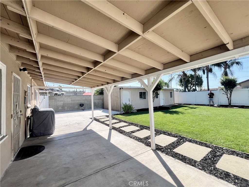 Home at 16708 E Bellbrook, Covina — photo 10 of 12