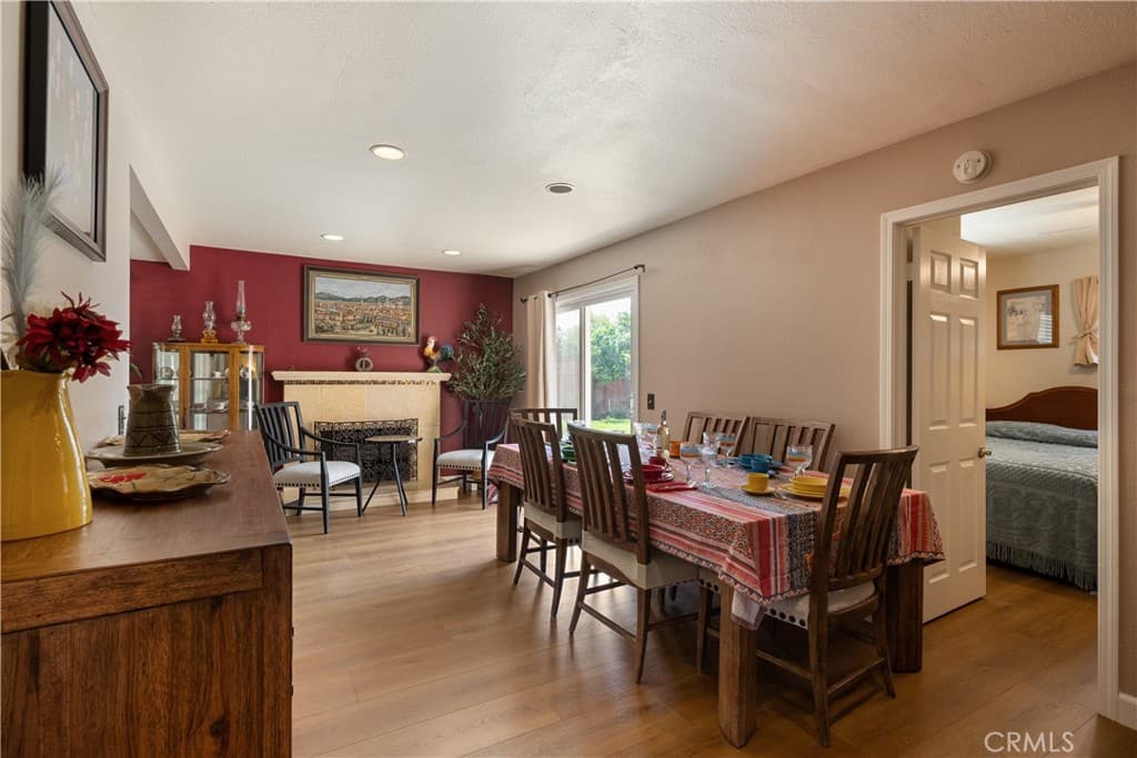 Home at 403 N Shaftesbury, San Dimas — photo 9 of 12