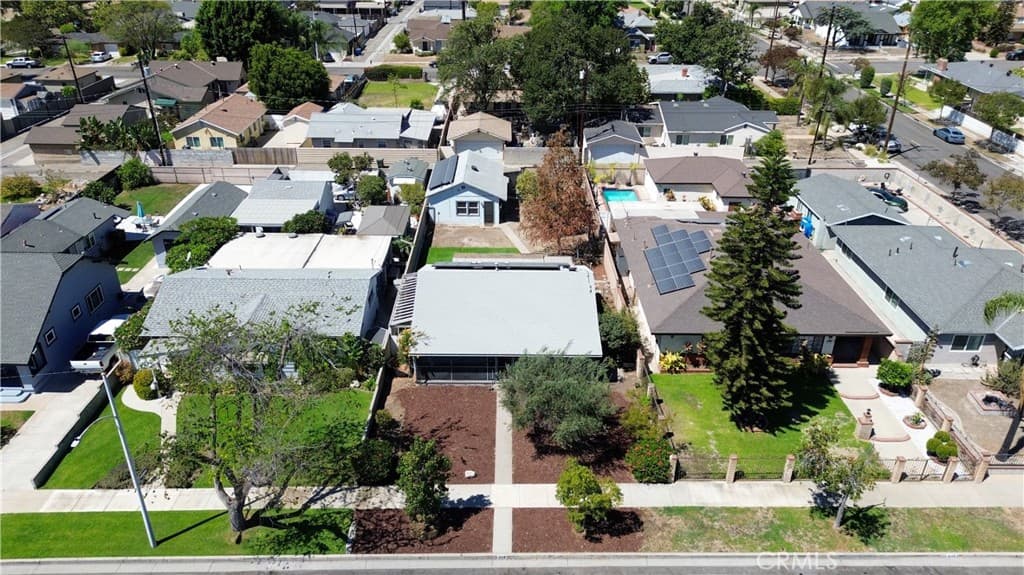 Home at 939 N Orange, Azusa — photo 10 of 12