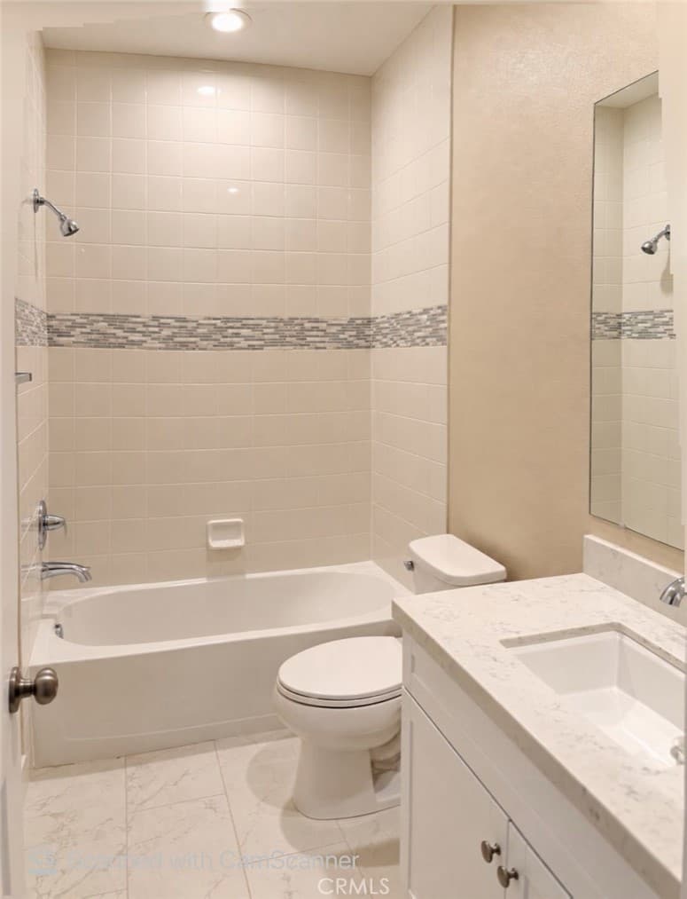 Condo at 287 E Arrow 22, Glendora — photo 8 of 9