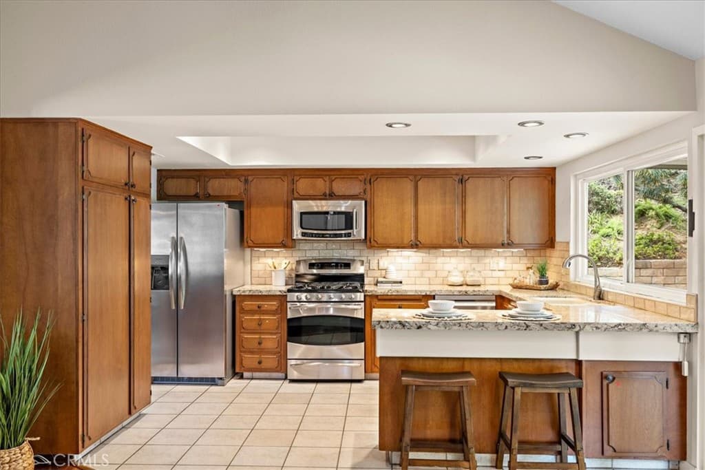 Home at 809 Puma Canyon, Glendora — photo 11 of 12
