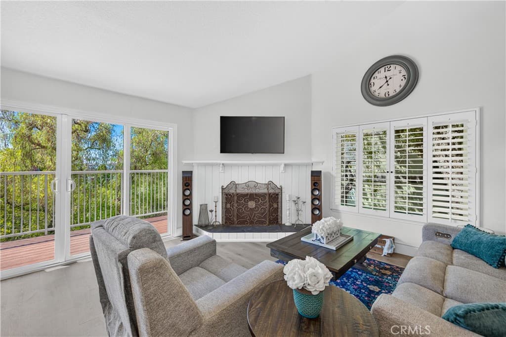 Home at 607 North Cataract Avenue, San Dimas — photo 8 of 12