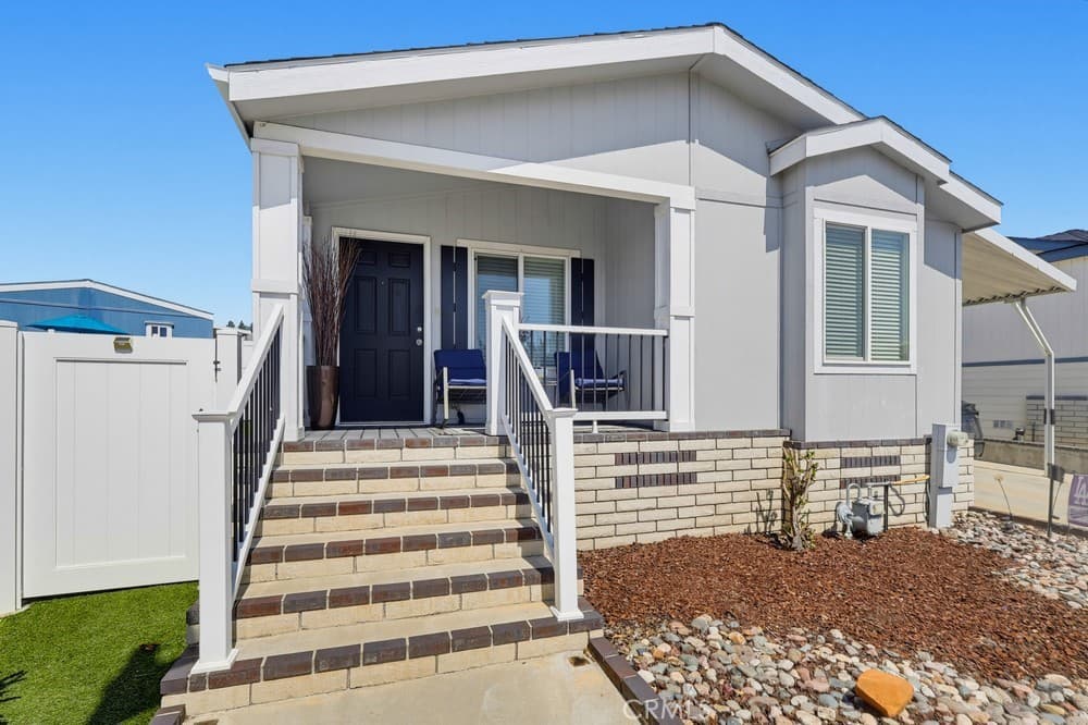 Home at 1245 W Cienega Avenue 26, San Dimas — photo 4 of 12