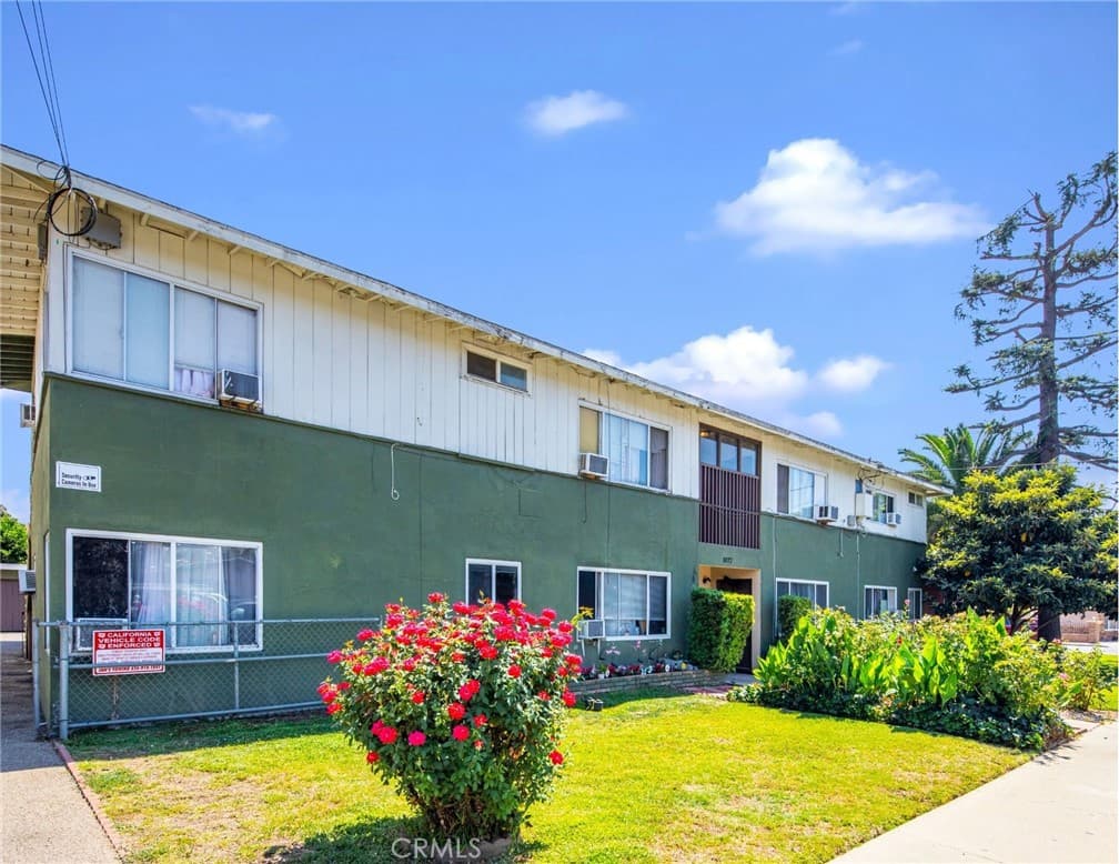 Multi-Family at 1072 W WILSON Street, Pomona — photo 8 of 12