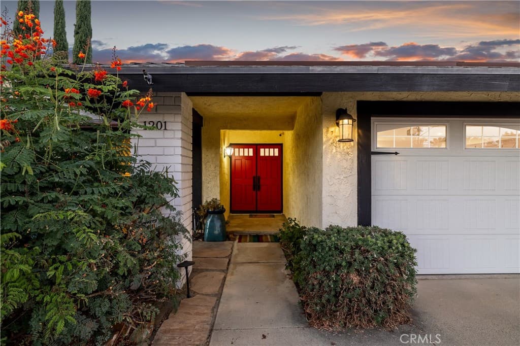 Home at 1201 Bonita Avenue, La Verne — photo 4 of 12