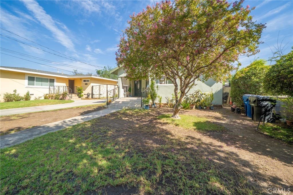 Multi-Family at 527 E Maple, Monrovia — photo 3 of 12