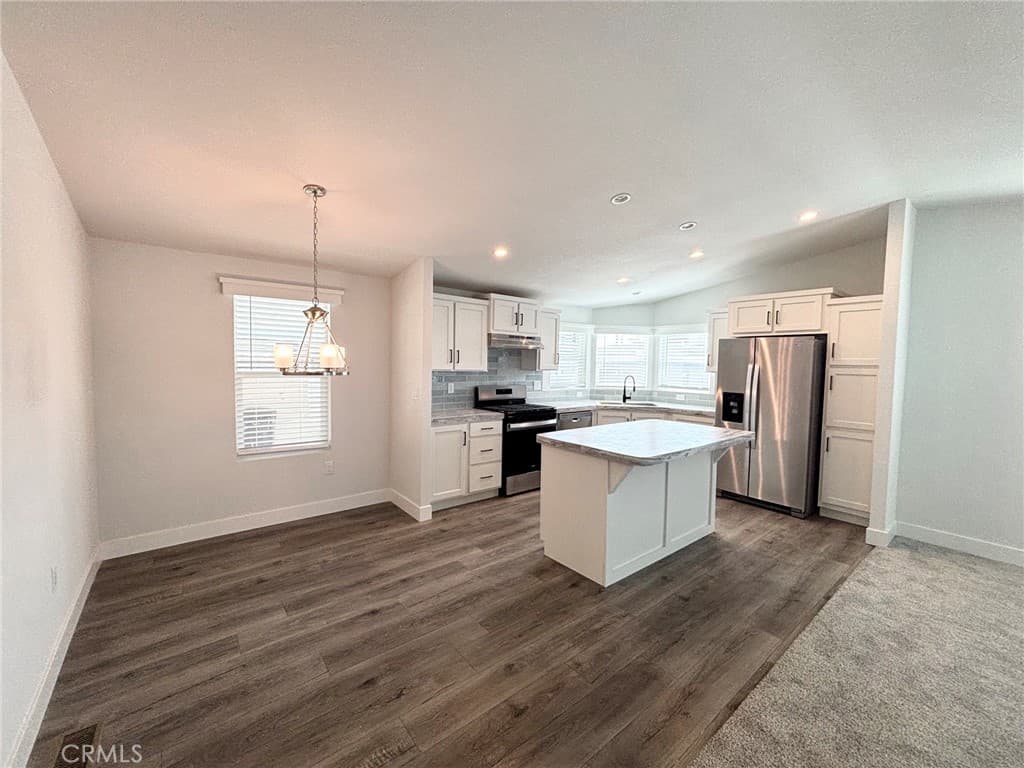 Home at 301 E Foothill Boulevard 130, Pomona — photo 4 of 12