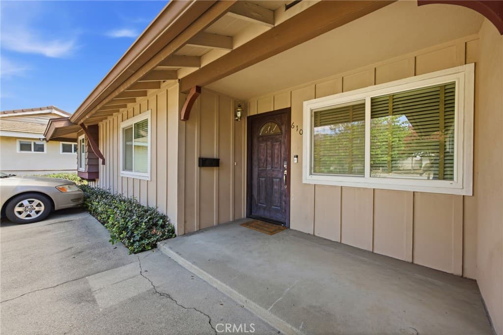 Home at 610 Ridgefield, Claremont — photo 11 of 12