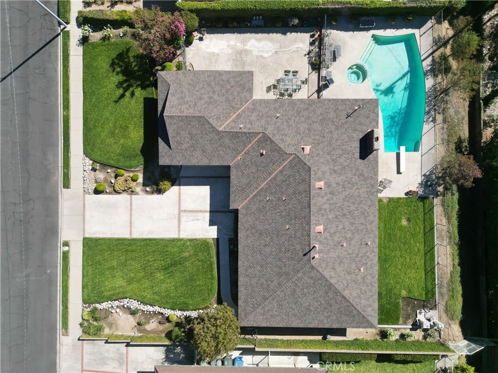 Home at 644 Crestglen Road, Glendora — photo 3 of 12