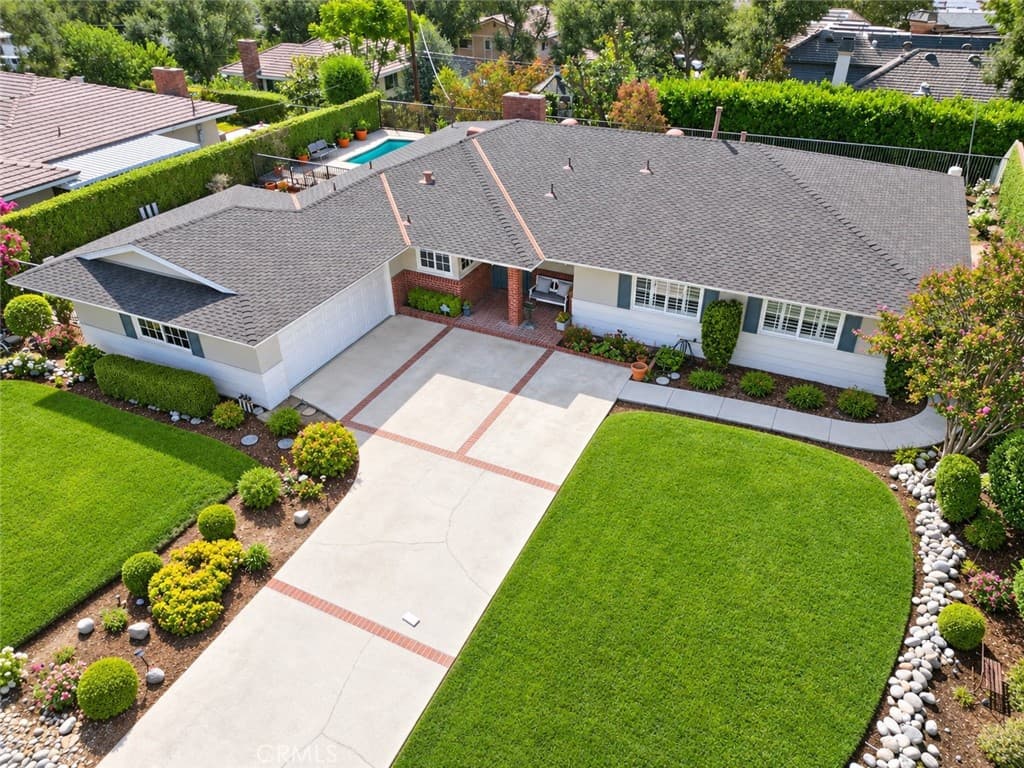 Home at 644 Crestglen Road, Glendora — photo 6 of 12