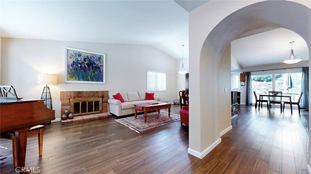 Home at 925 Heaton Moor Drive, Walnut — photo 4 of 12