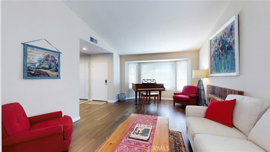 Home at 925 Heaton Moor Drive, Walnut — photo 5 of 12