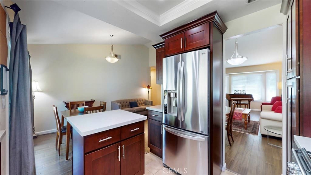 Home at 925 Heaton Moor Drive, Walnut — photo 10 of 12