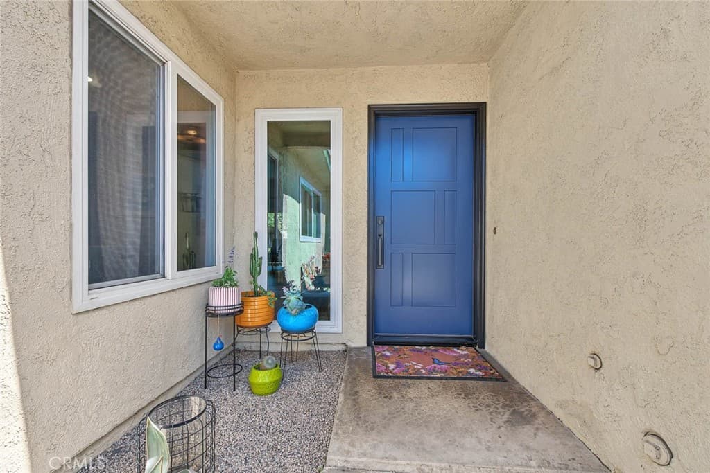 Home at 434 Champlain, Claremont — photo 4 of 12
