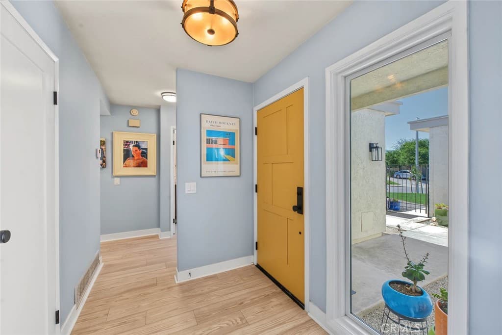 Home at 434 Champlain, Claremont — photo 7 of 12