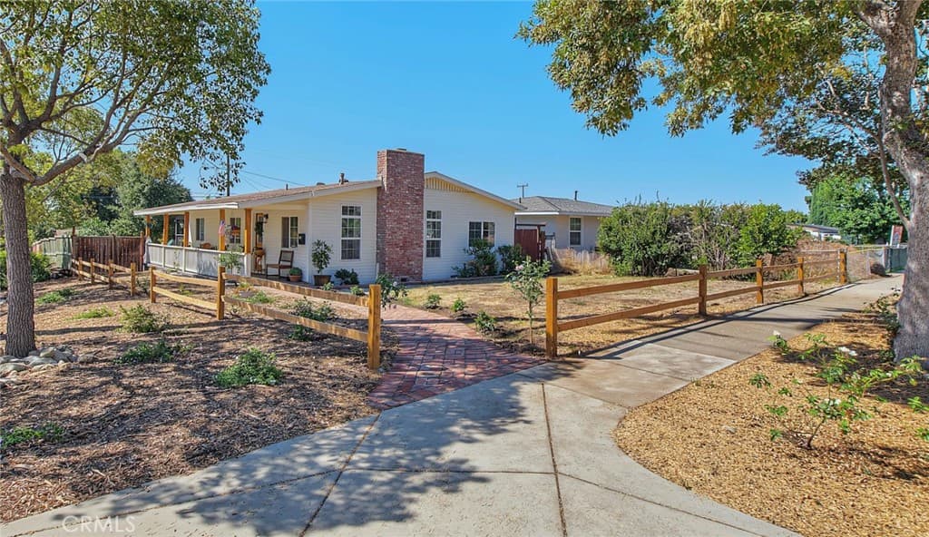 Home at 321 N Cataract, San Dimas — photo 2 of 12