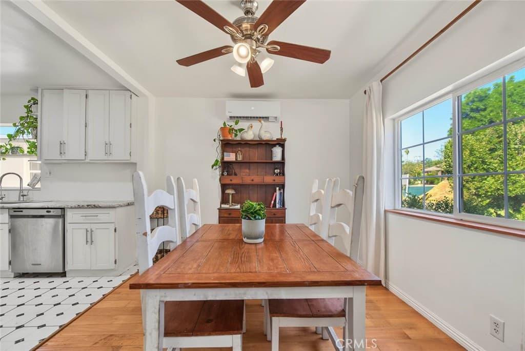 Home at 321 N Cataract, San Dimas — photo 11 of 12
