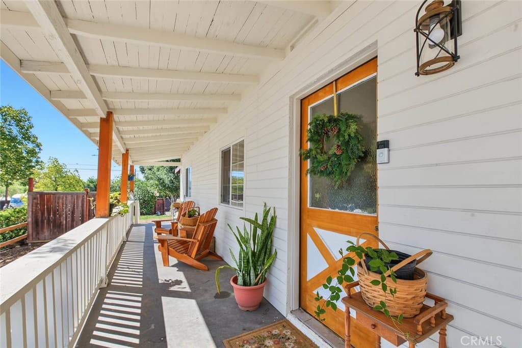 Home at 321 N Cataract, San Dimas — photo 4 of 12