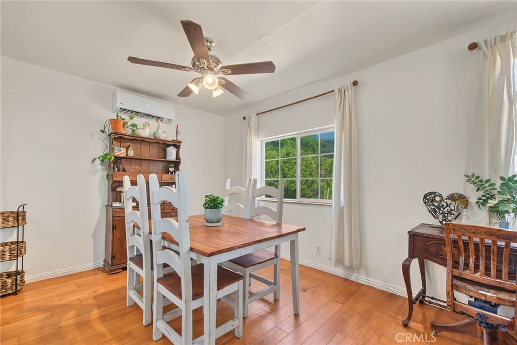 Home at 321 N Cataract, San Dimas — photo 10 of 12