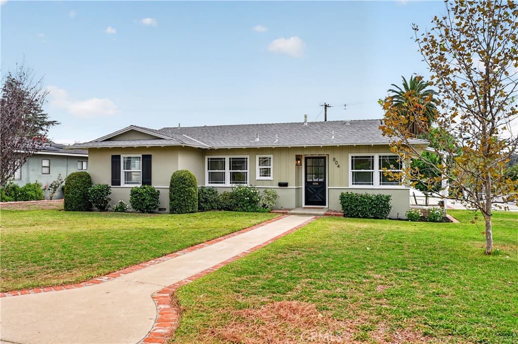 Home at 804 Myrtle Avenue, Glendora — photo 2 of 12