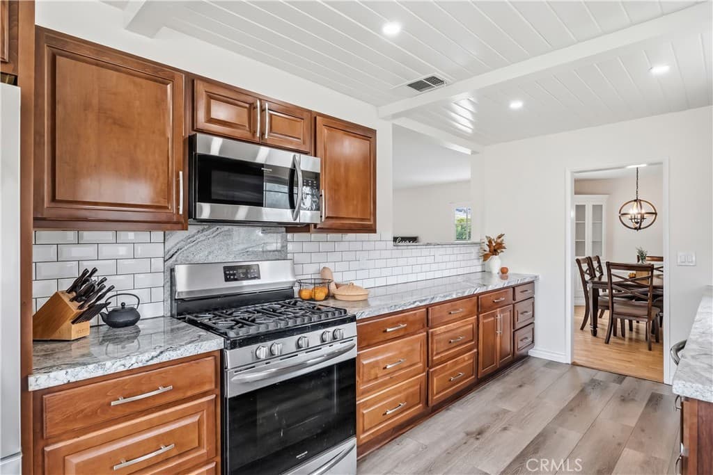 Home at 804 Myrtle Avenue, Glendora — photo 11 of 12