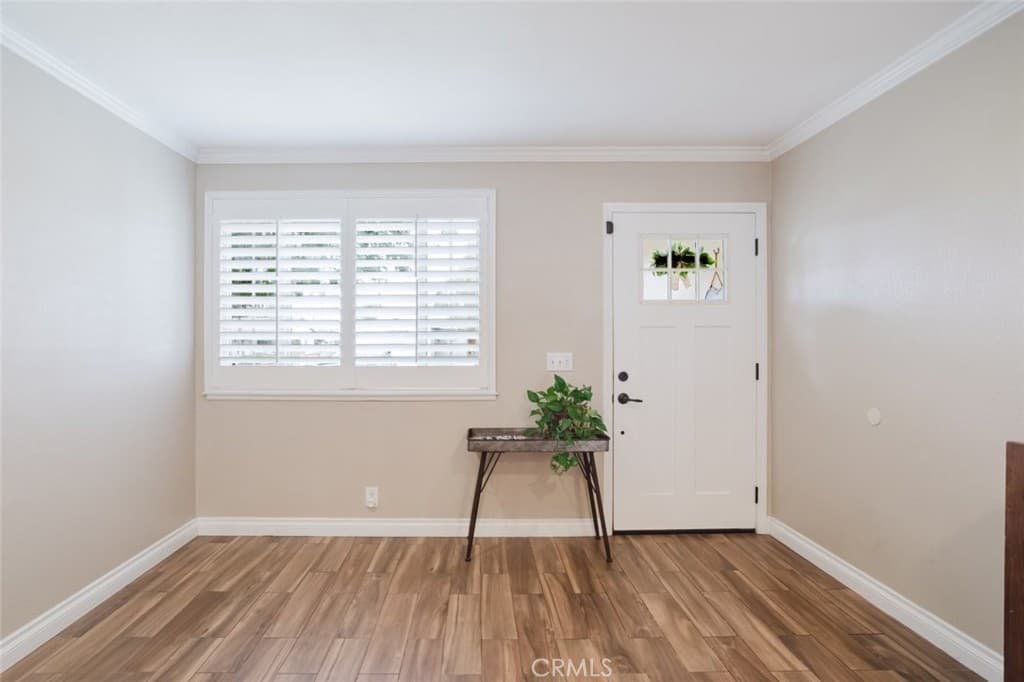 Home at 6124 N Fairvale Drive, Azusa — photo 7 of 12