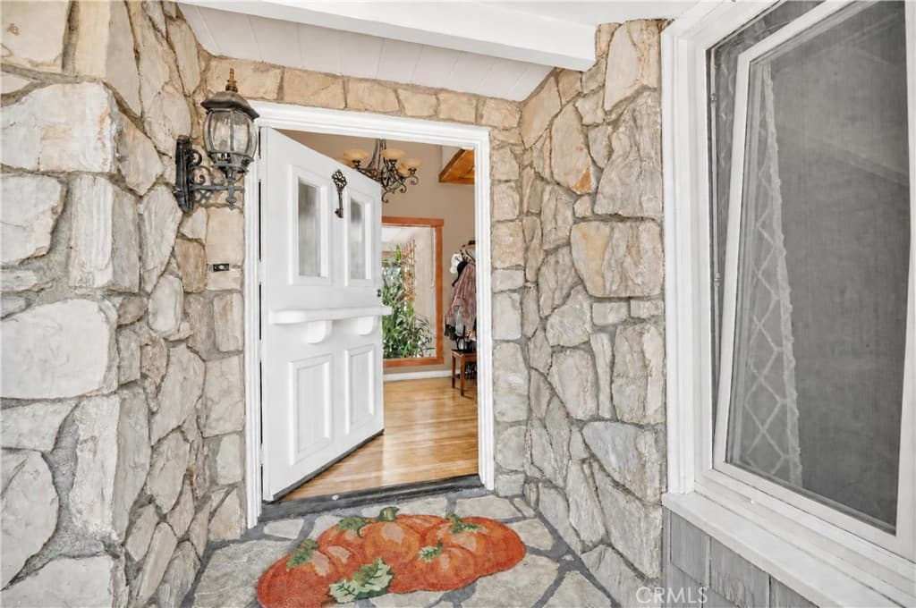 Home at 20620 E Covina Hills Road, Covina — photo 5 of 12