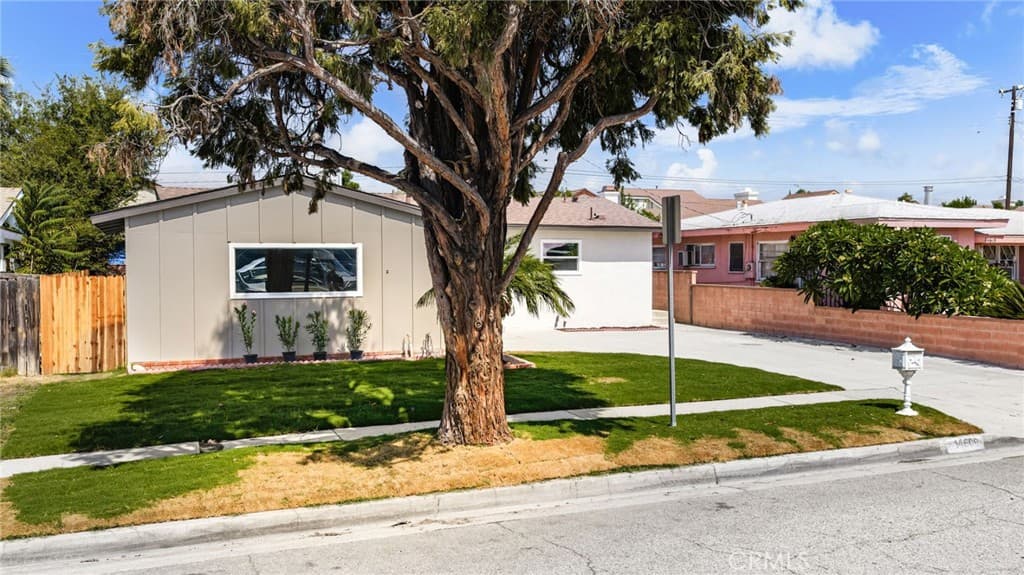 Home at 14609 Cavette, Baldwin Park — photo 3 of 12