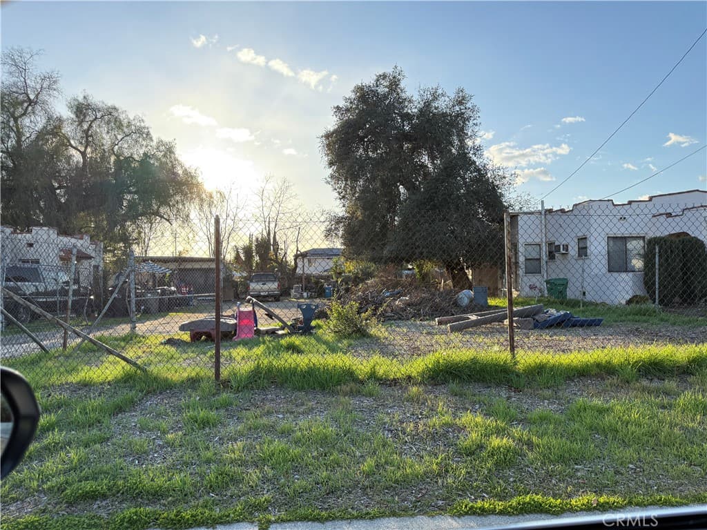 Home at 4413 Maine, Baldwin Park — photo 3 of 5
